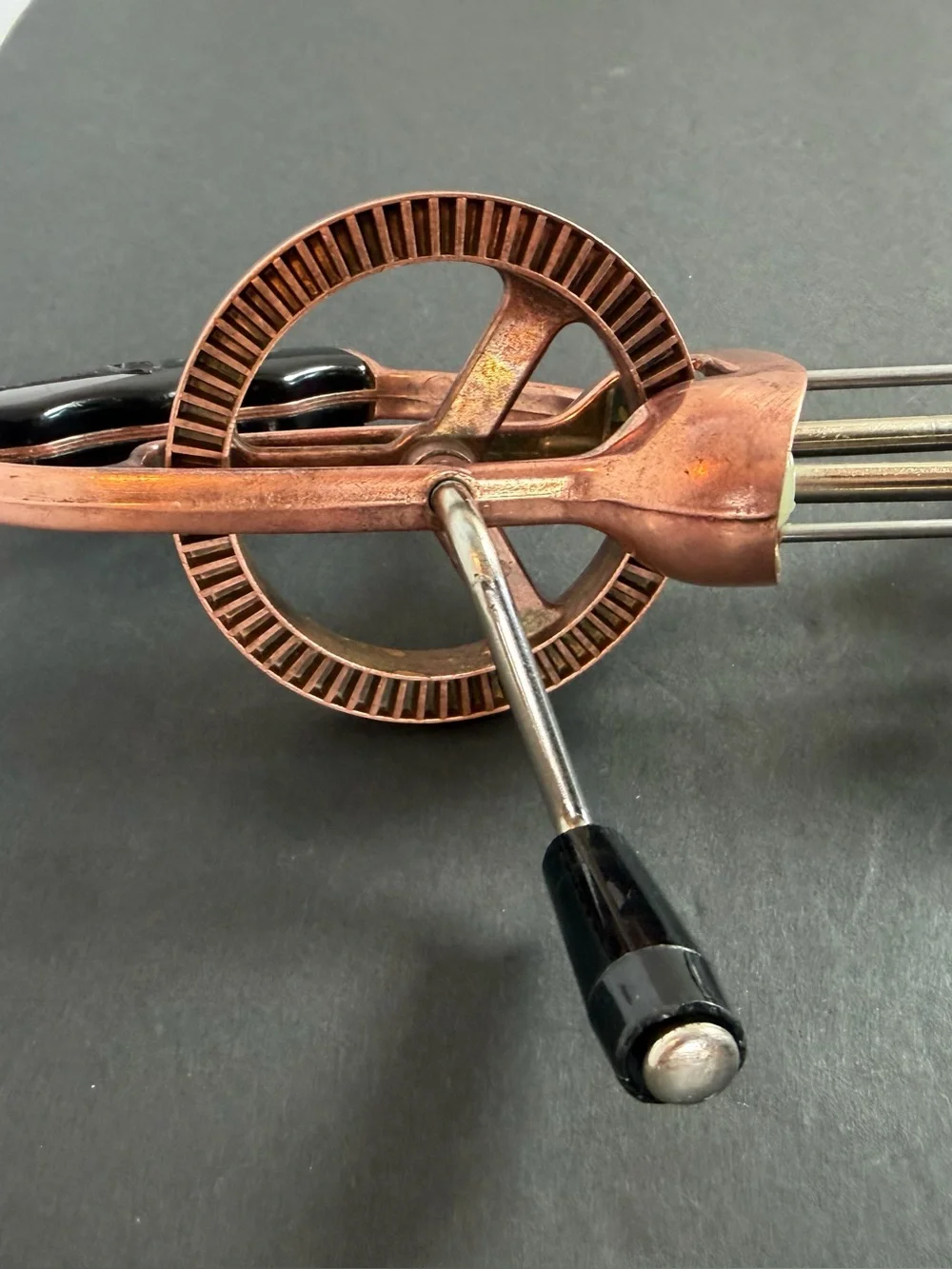 Vintage Turner Seymour Rotary Egg Beater Copper Stainless Steel USA Black WORKS!